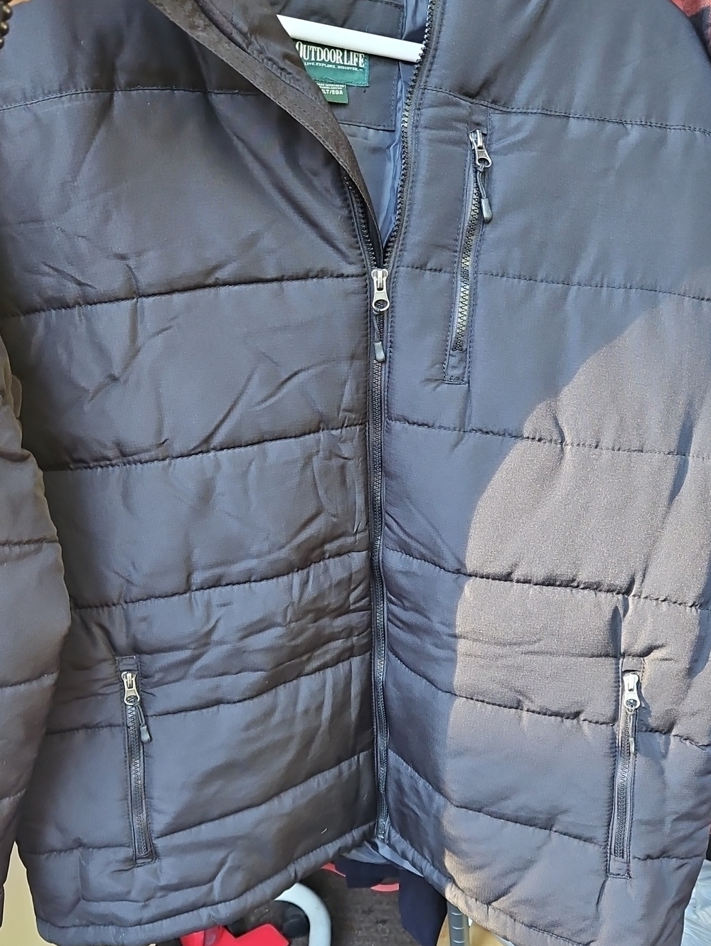 Outdoor Life Men's Black Puffer Jacket Size XL TALL